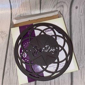 Scentsy Warmer Stand; New in Box